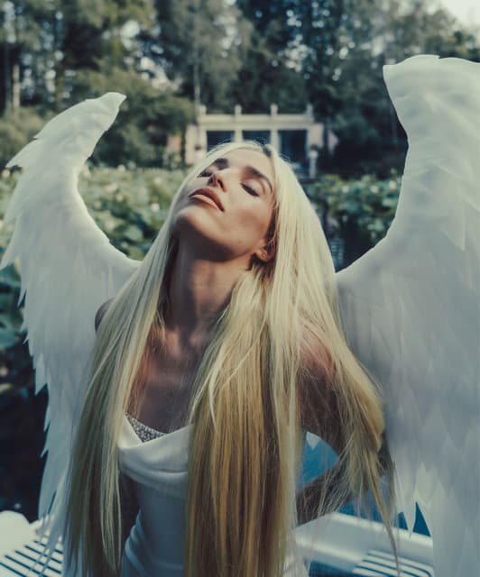 ELENA ROSE