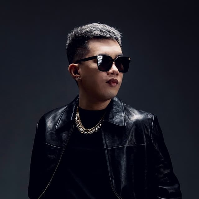 Emcee Rhenn