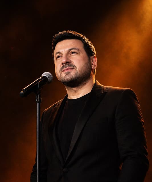 Davut Güloğlu