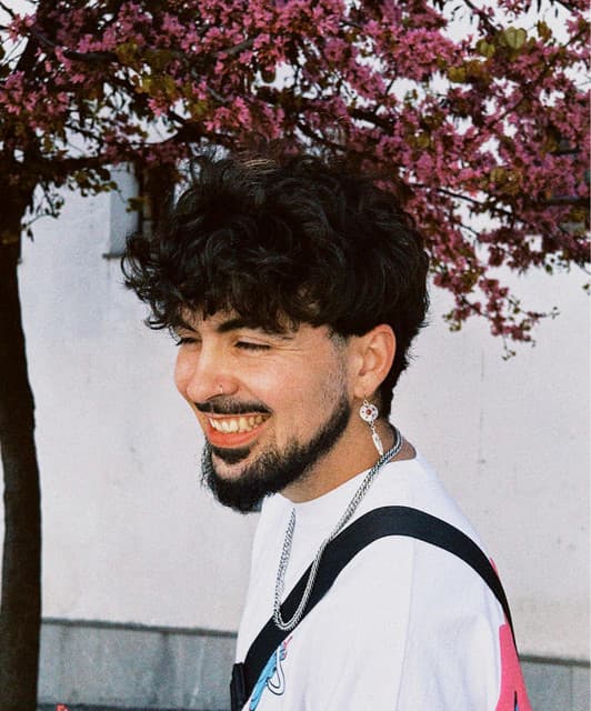 Toni Anzis